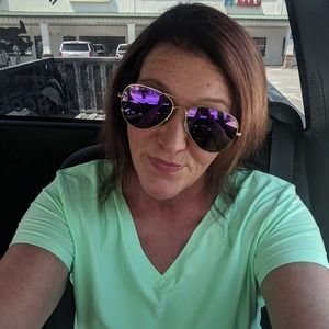 Meet your Posher, Becky